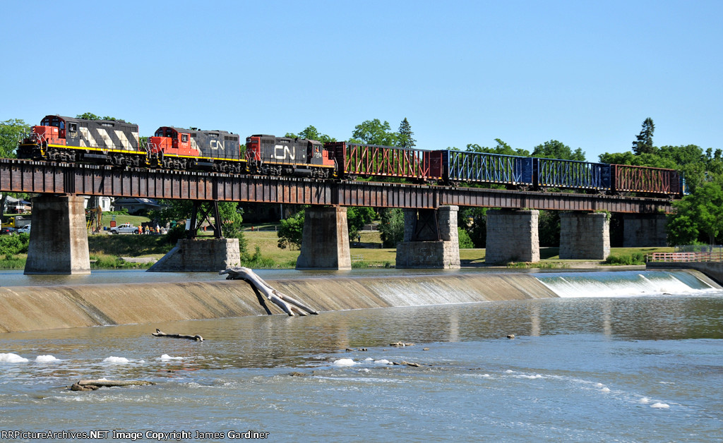 CN 580